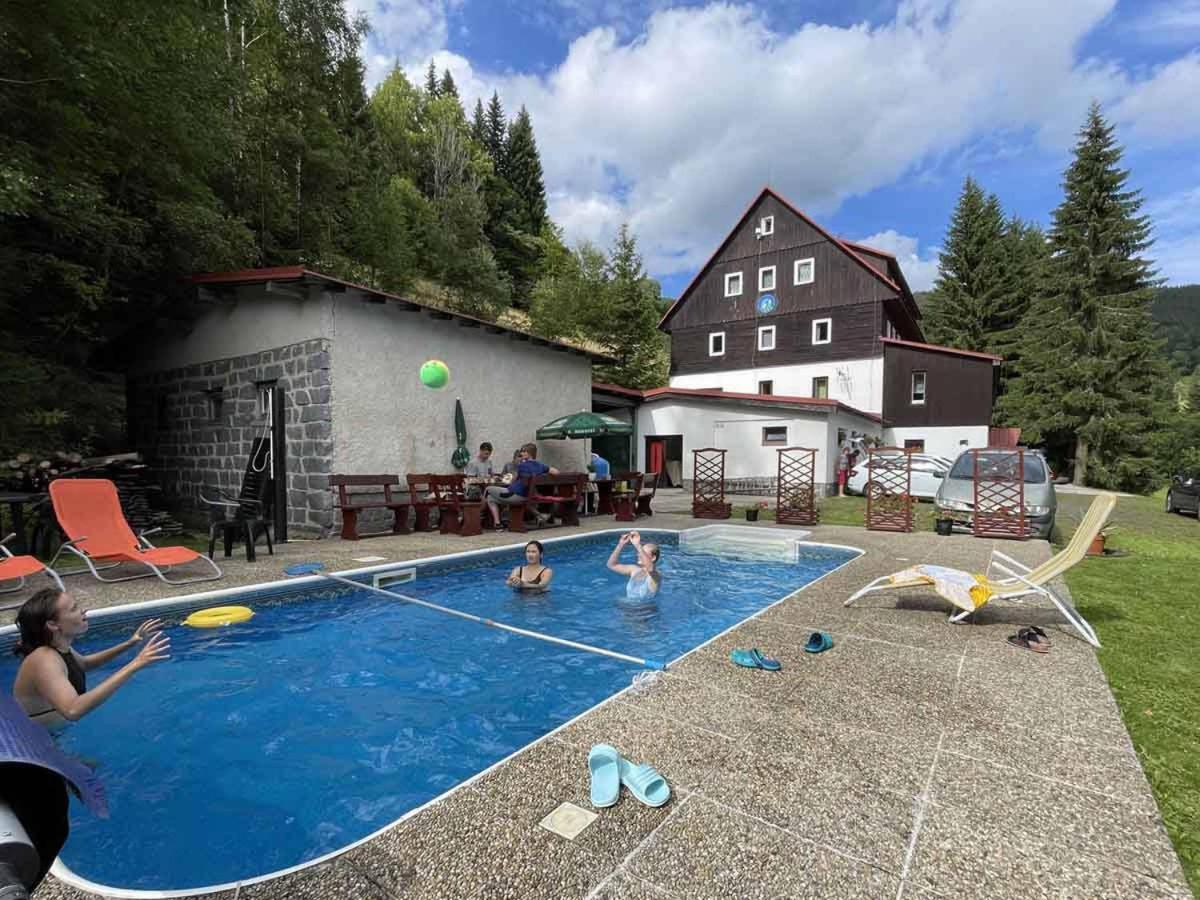 Hotel Flora Dolni Misecky Vitkovice Ngoại thất bức ảnh